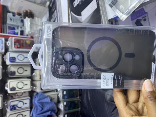 Fweerty Translucent Matte Magsafe iPhone 15 Pro Max Case - main view