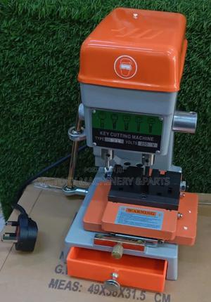 Key Cutting Machine 368a - main view