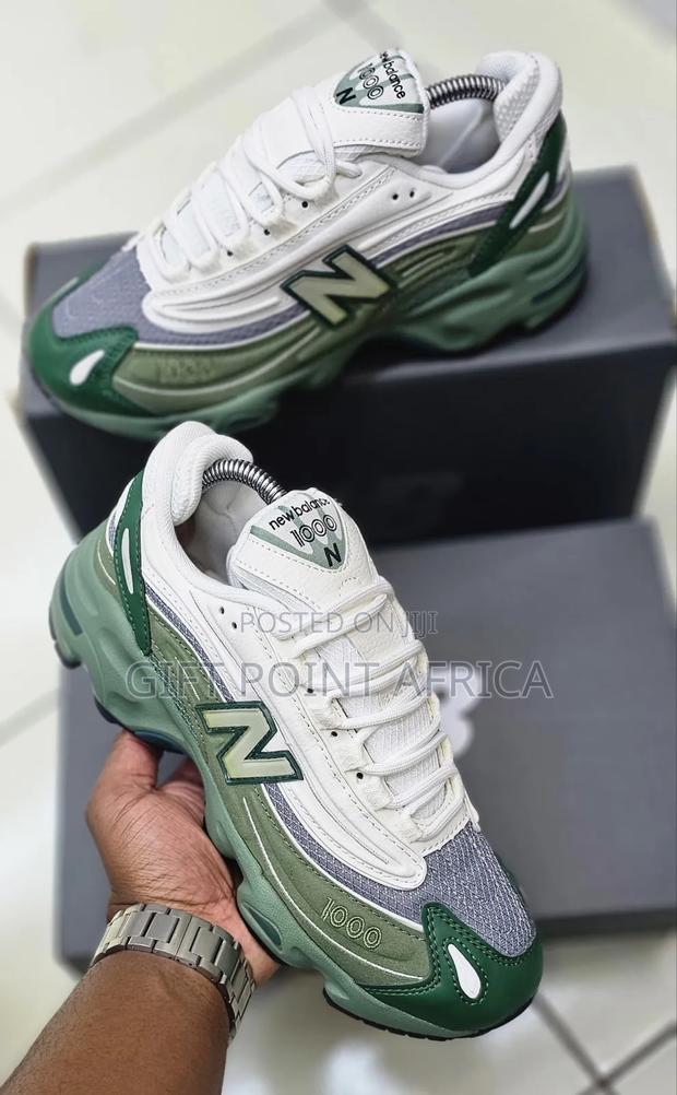 New Balance 1000 Sneakers - main view