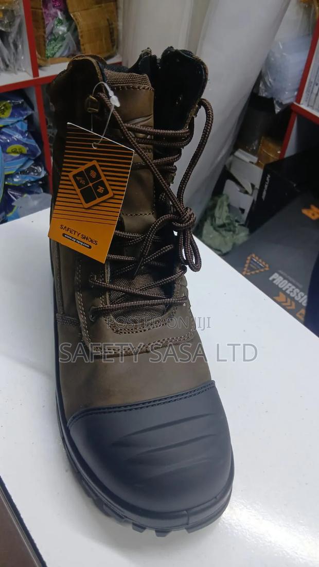 Safety Boots - main view