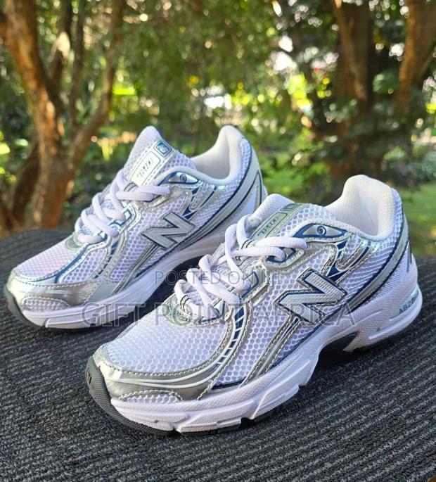 New Balance 530 Sneakers - main view