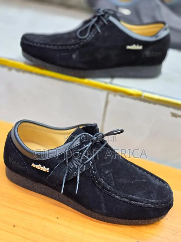Black Clarks Wallabees - thumbnail 2