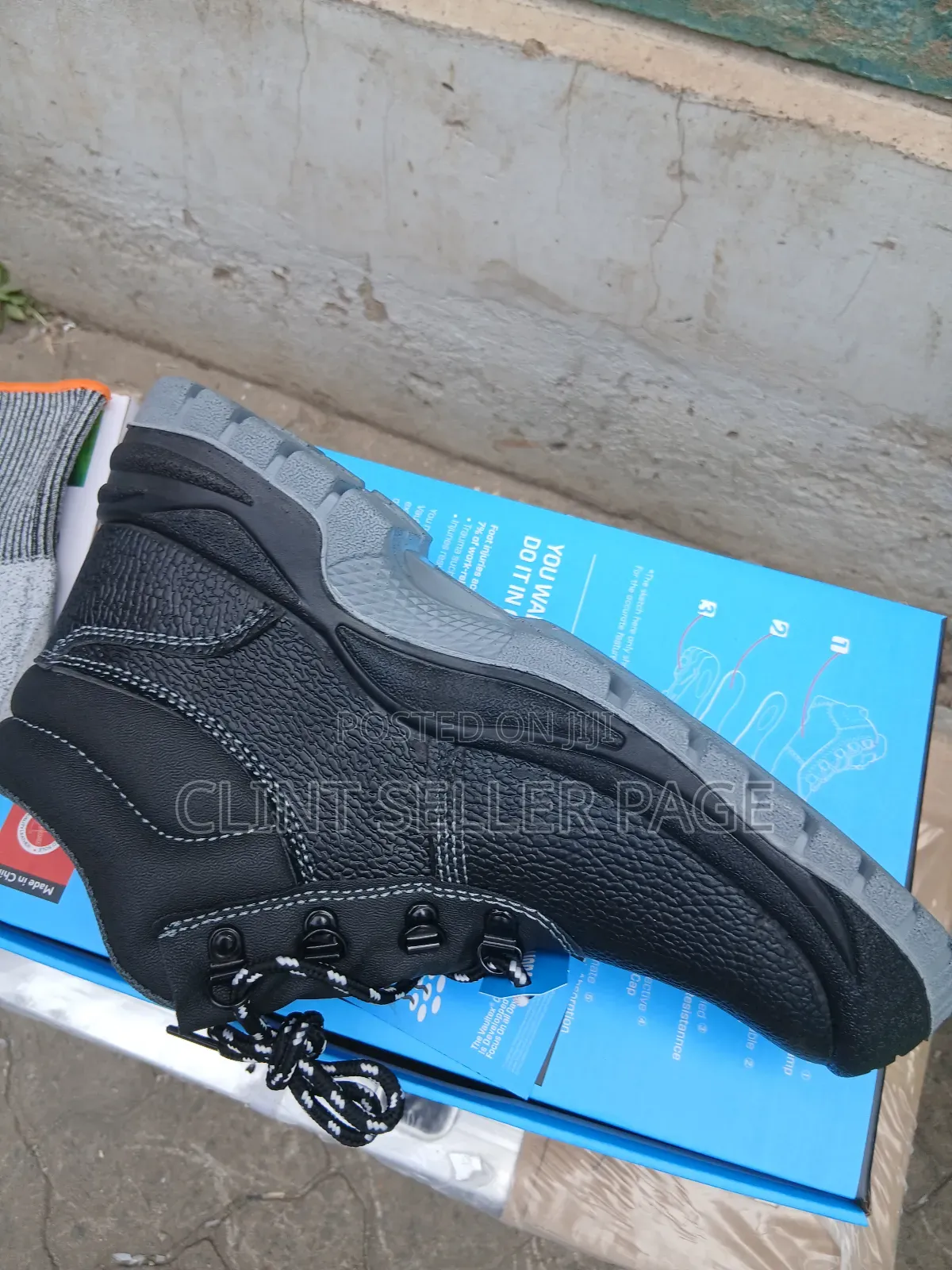 Steel Toe Shoes / Safety Boots