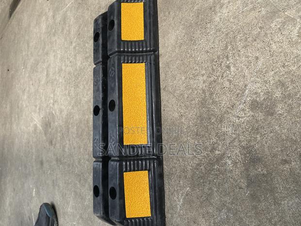 Wheel Stopper/ Vehicle Stopper - thumbnail 2