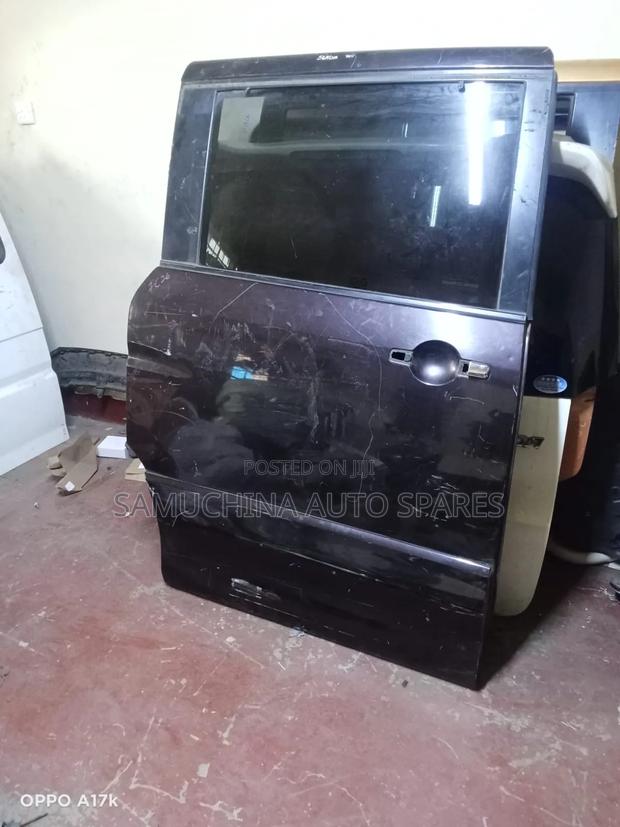 Sliding Door (Rhs) Nissan Serena C26