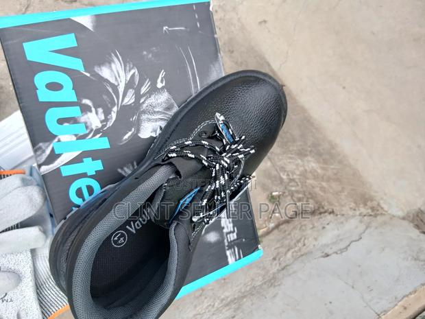 Construction Boots / Safety Shoes - thumbnail 3