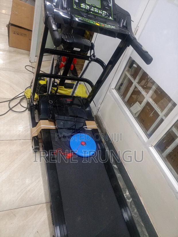 65000 Treadmill Machine - main view