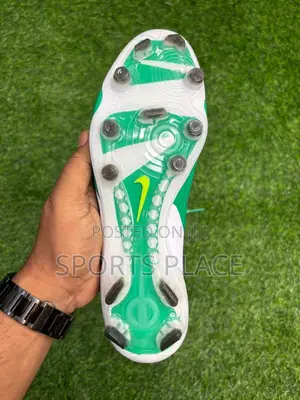 Nike Tiempo Legend 10 Elite Soccer Football Boots