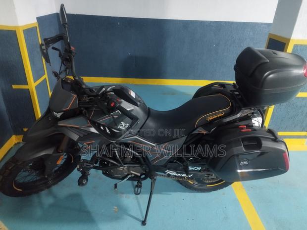 Motorcycle 2024 Black - thumbnail 3