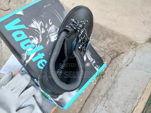 Protective Boots / Safety Shoes