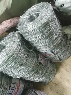 Ffencing Barbed Wire 610m