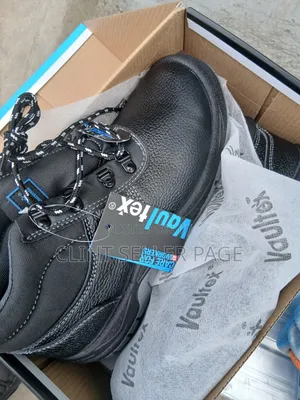 100% Protection Safety Boots