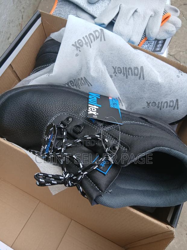 100% Protection Safety Boots - thumbnail 4