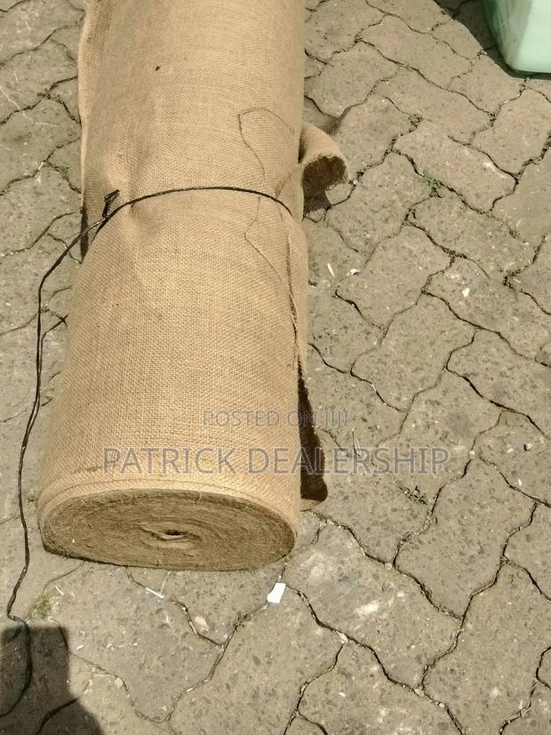 Burlap Fabric - thumbnail 2