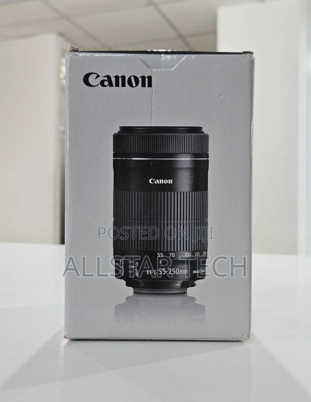Canon Ef-S 55-250mm F/4-5.6 Is STM Lens Boxed