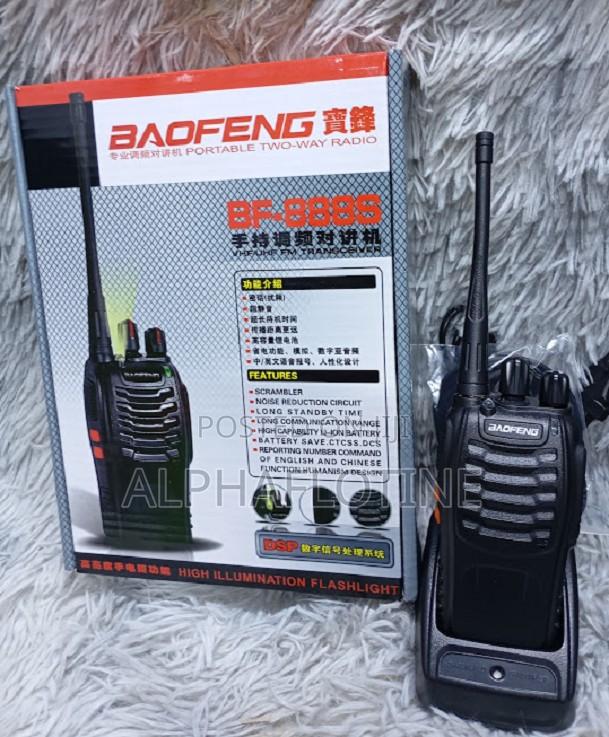 Baofeng Bf-888s Hand-Held Radiocall Walkie Talkie