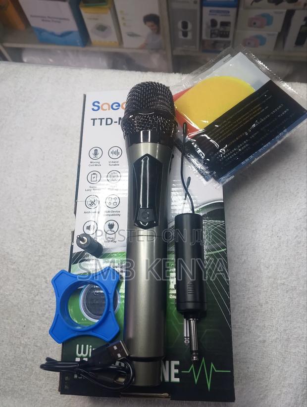 Wireless Microphone System Receiver With Handheld Mic - main view