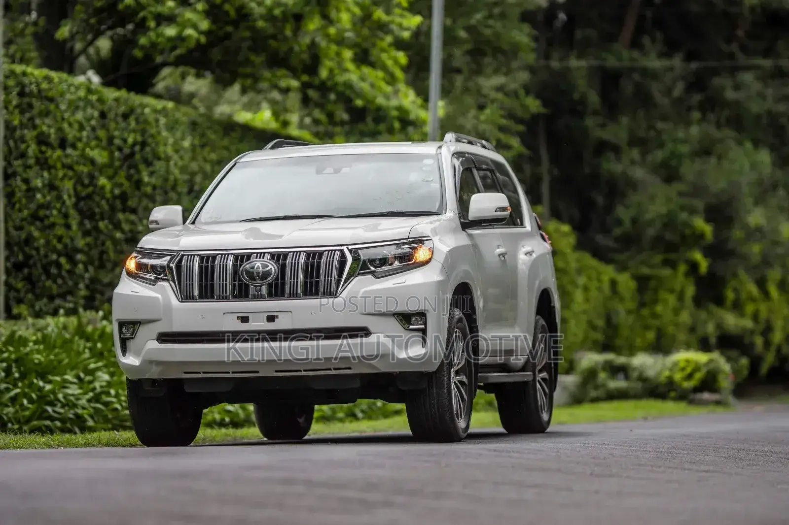 Toyota Land Cruiser Prado 2.7 2019 White
