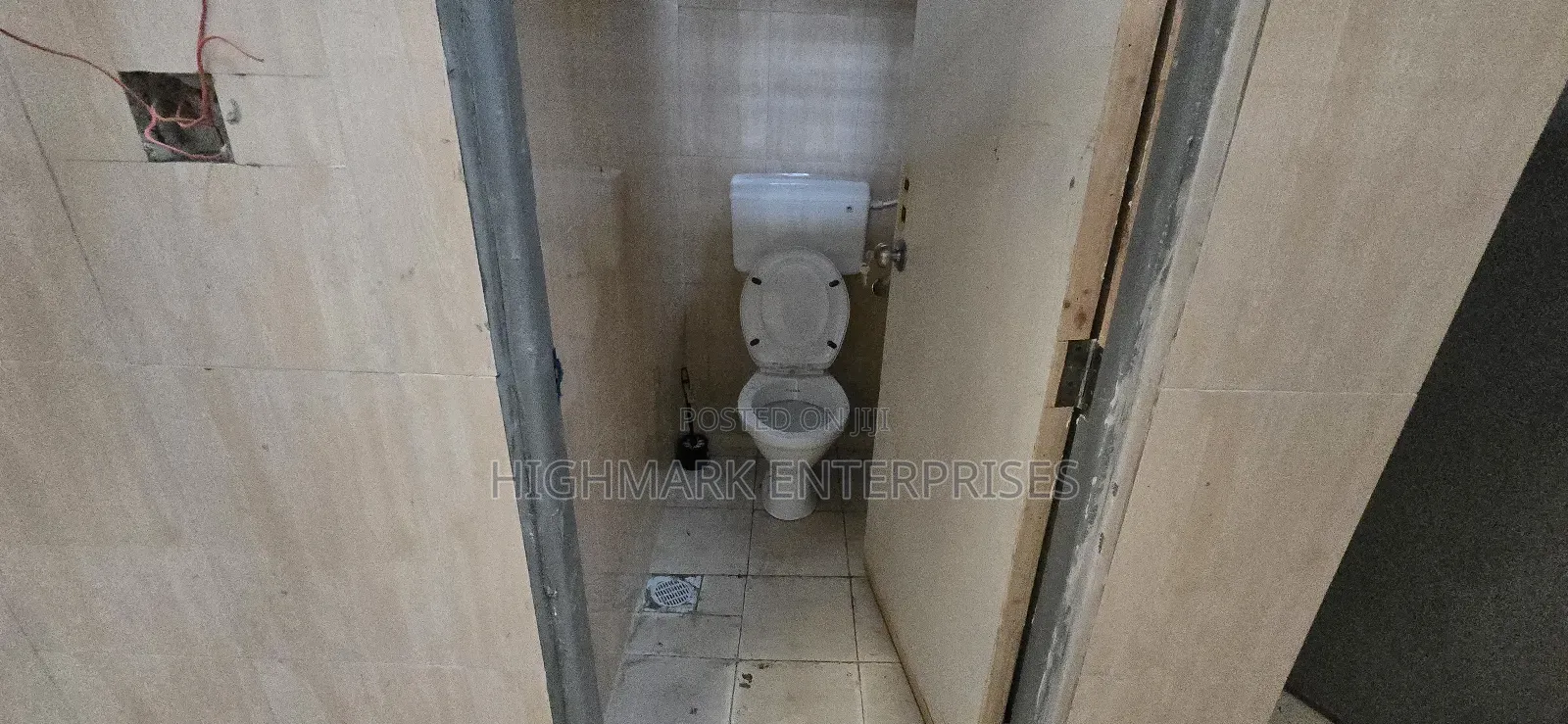Big Godown to Let:City Cabanas