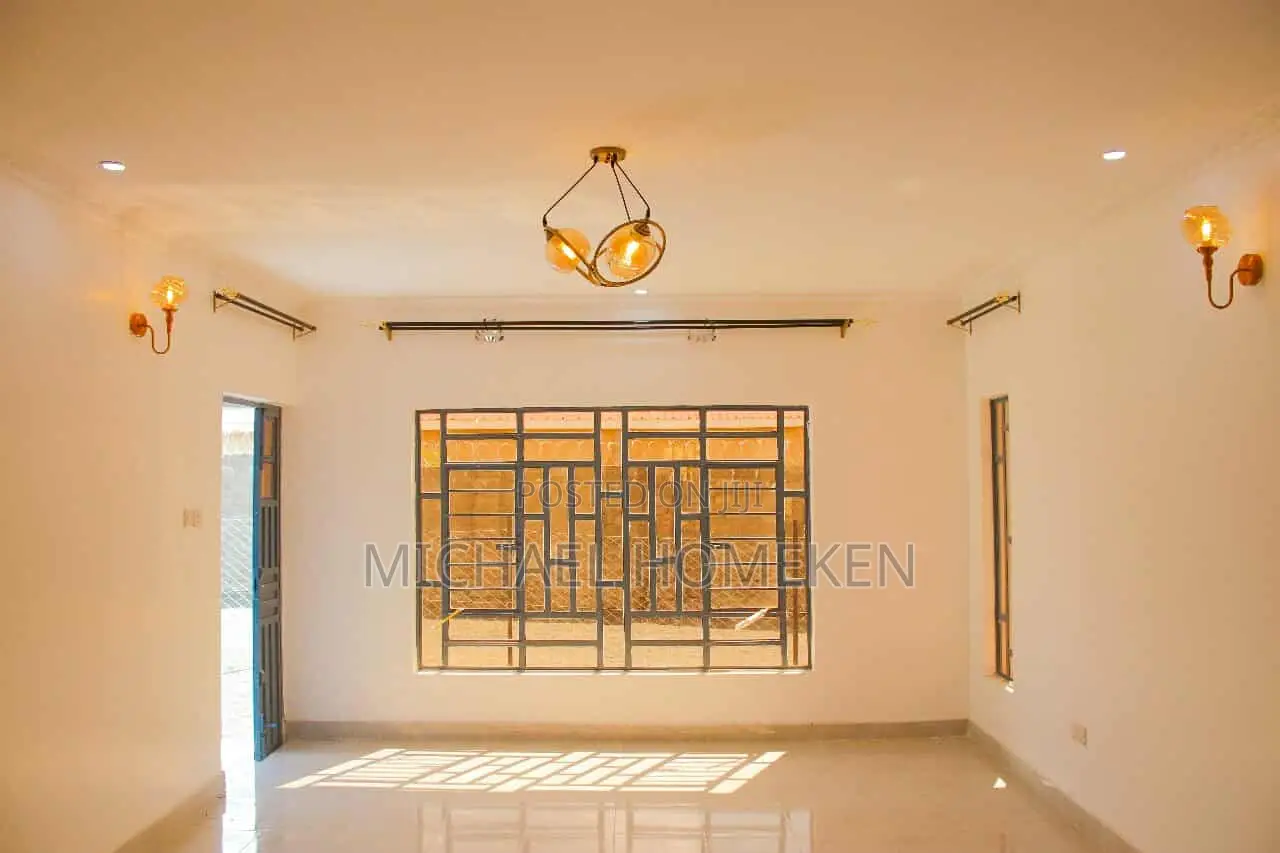 3bdrm Bungalow in Kitengela for sale