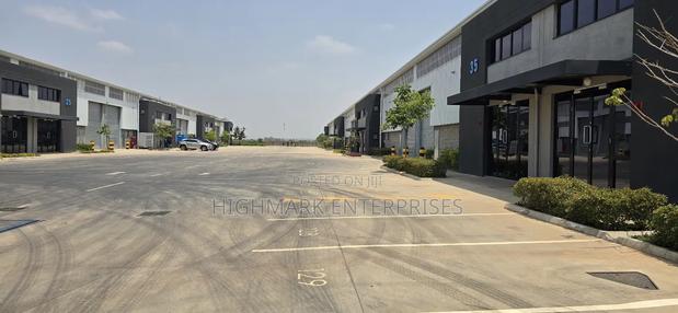 Space to Let: Eastern Bypass - main view