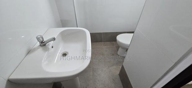 Space to Let: Eastern Bypass - thumbnail 2