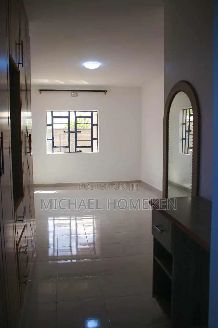 3bdrm Bungalow in Kitengela for sale