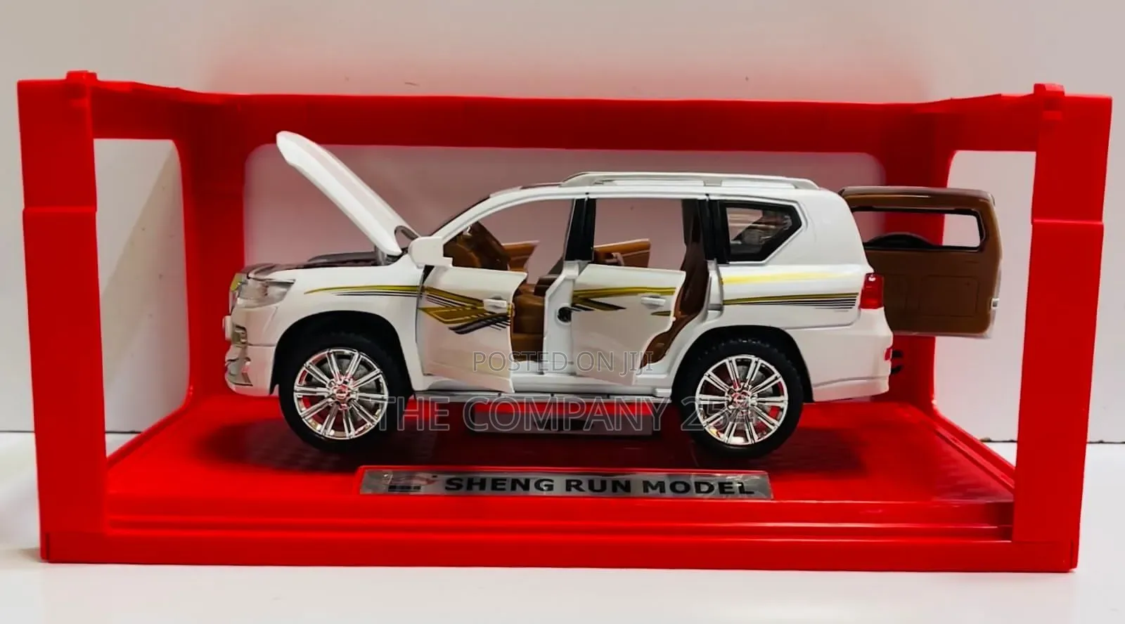 Quality Designed Modified Range Rover Prado Toy Car