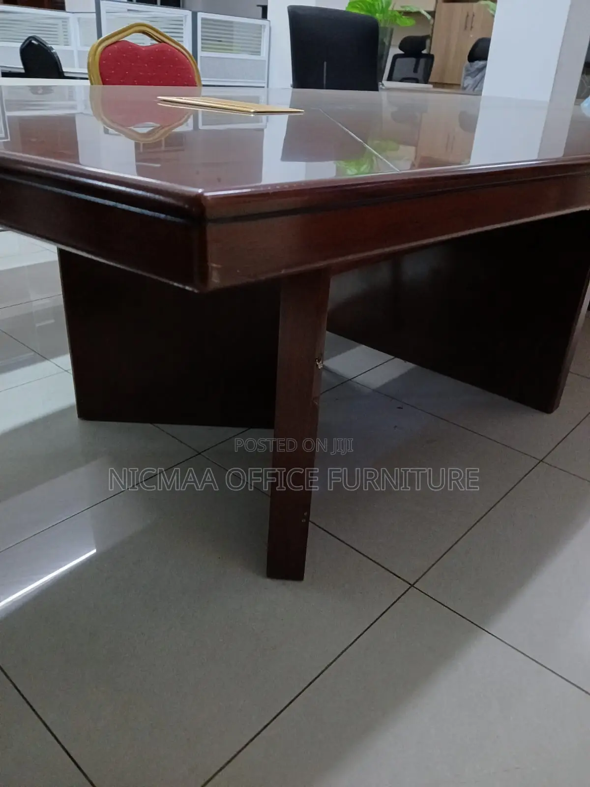 3m Executive Mahogany Polished Boardroom Table