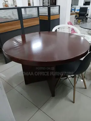 Round Conference/Meeting Mahogany Table