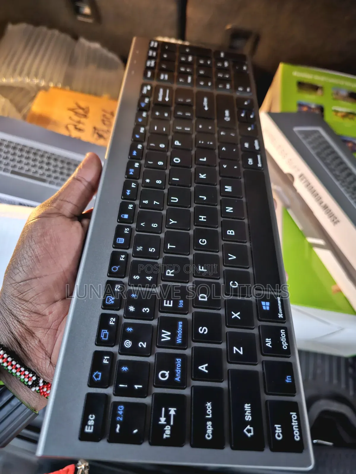 Wiresless Keyboard and Mouse(Mac/Android/Windows/Ios)