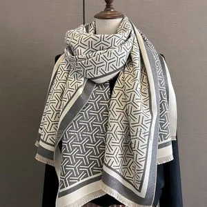 Classic Design Cashmere Shawl