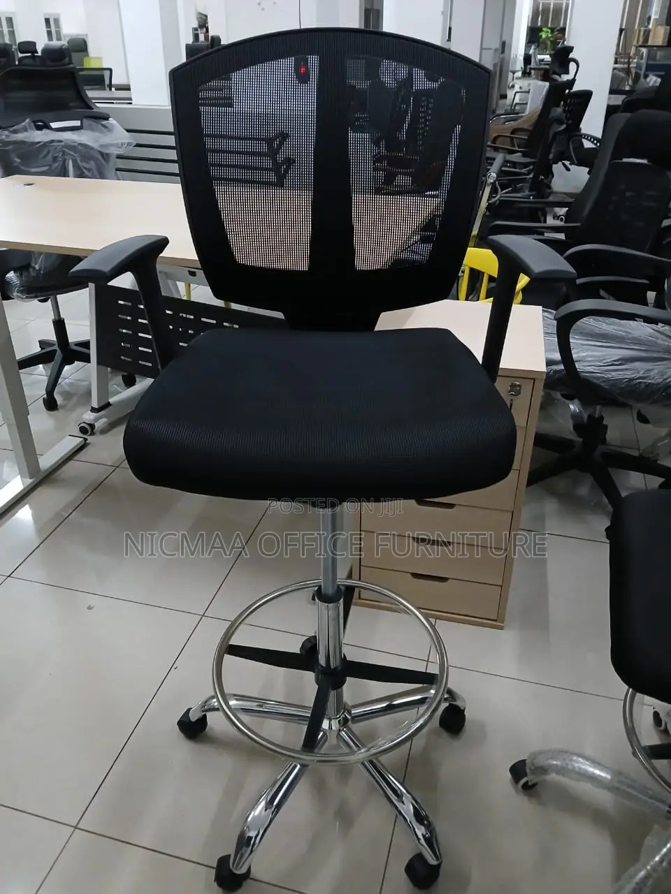 Black Mesh Drafting Low Back Chair