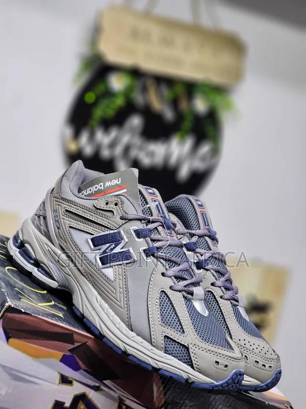 New Balance 1906  Sneakers - main view