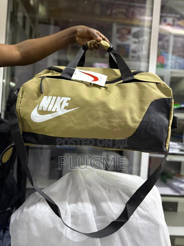Nike Duffle /Gym Bag - thumbnail 2