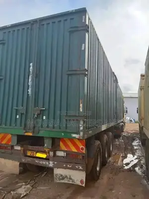 Boxbody/Containerised Trailers Available for Load Delivery