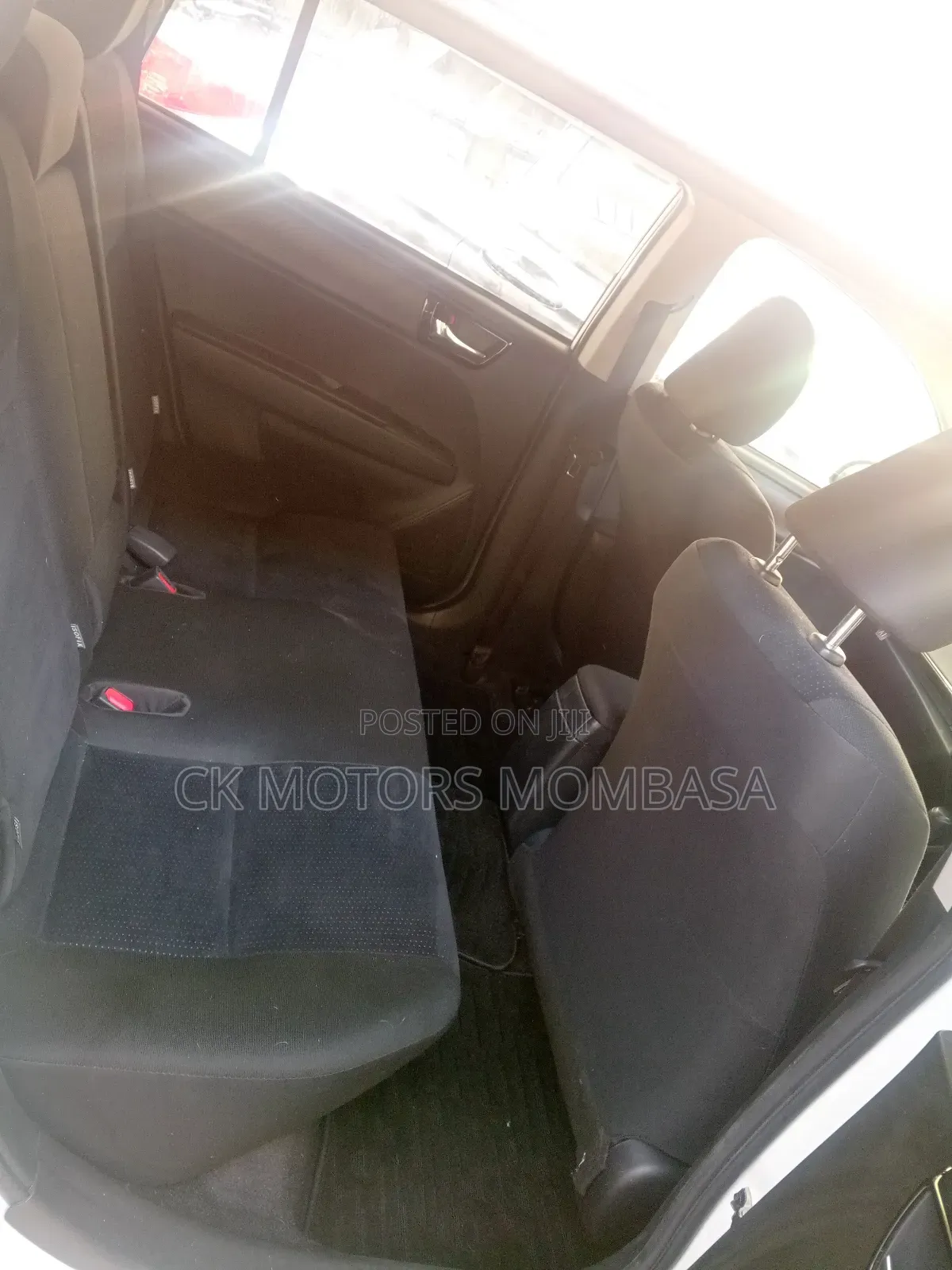 Toyota Corolla Fielder 1.5 Petrol AWD 2018 Pearl