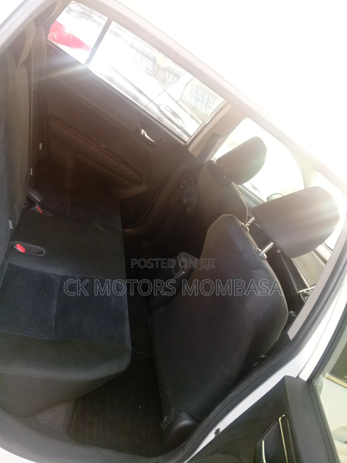 Toyota Corolla Fielder 1.5 Petrol AWD 2018 Pearl