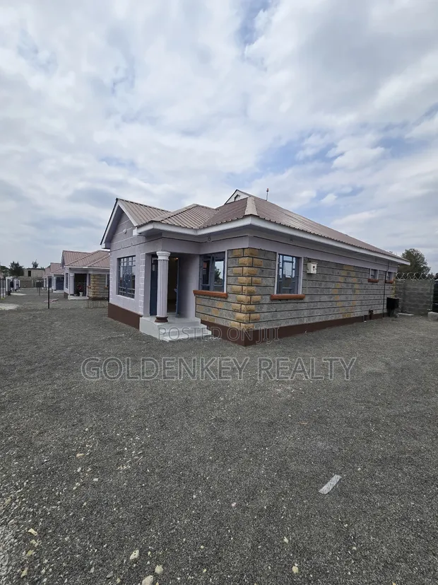 3bdrm Bungalow in Kitengela for sale