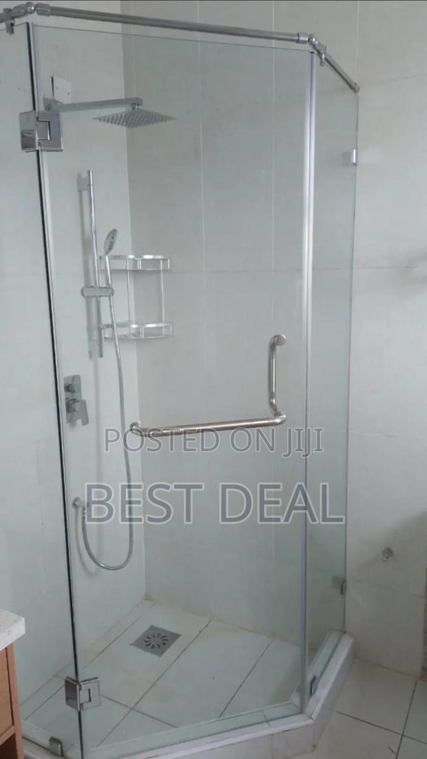 Glass Shower Cubicle