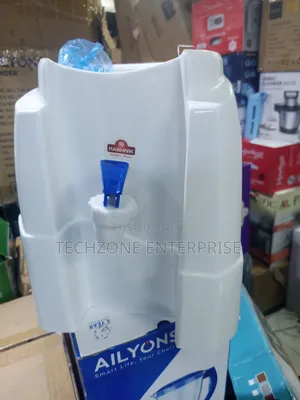 Rashnik Mini Portable Single Tap Table Top Dispenser (Rn-2457) White