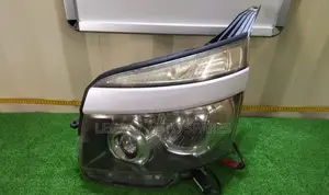 Toyota Voxy 2009 Headlight