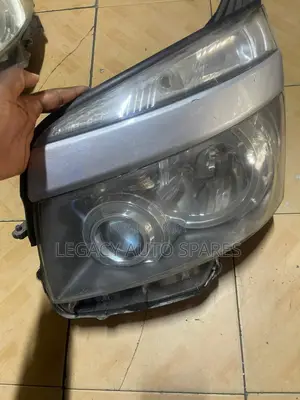 Toyota Voxy 2009 Headlight