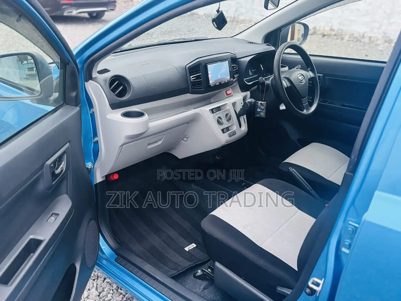 Daihatsu Mira 2018 Blue