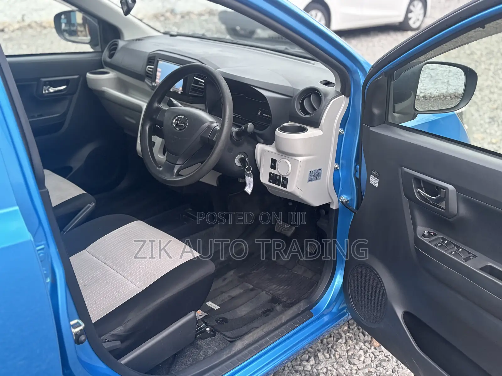 Daihatsu Mira 2018 Blue