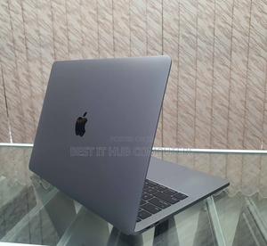 Laptop Apple MacBook Pro 2017 16GB Intel Core I7 SSD 256GB - main view