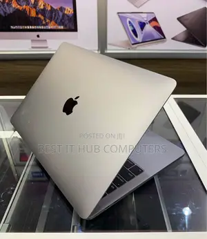 Laptop Apple MacBook Pro 2018 16GB Intel Core i7 SSD 256GB