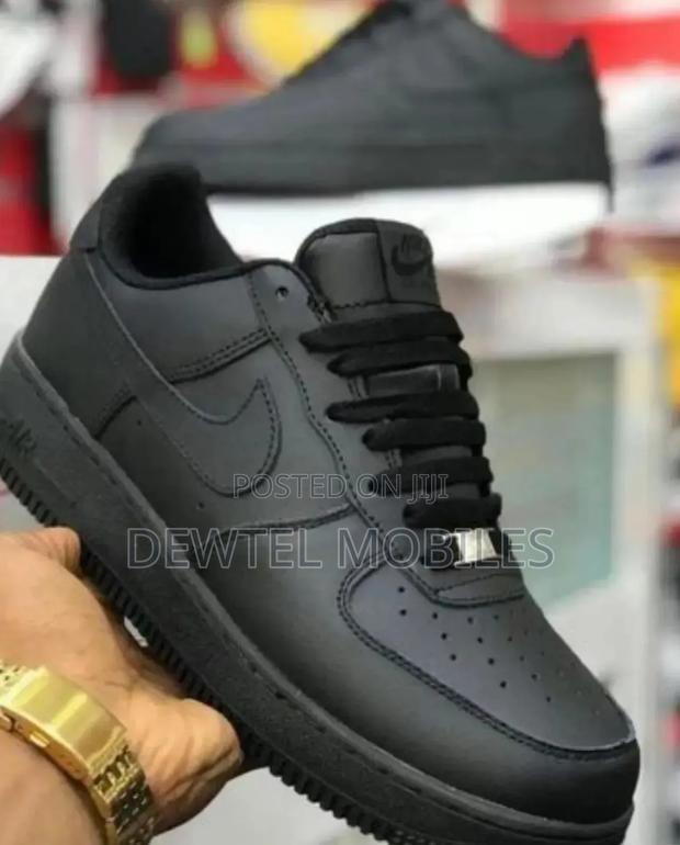 Air Force One - thumbnail 2