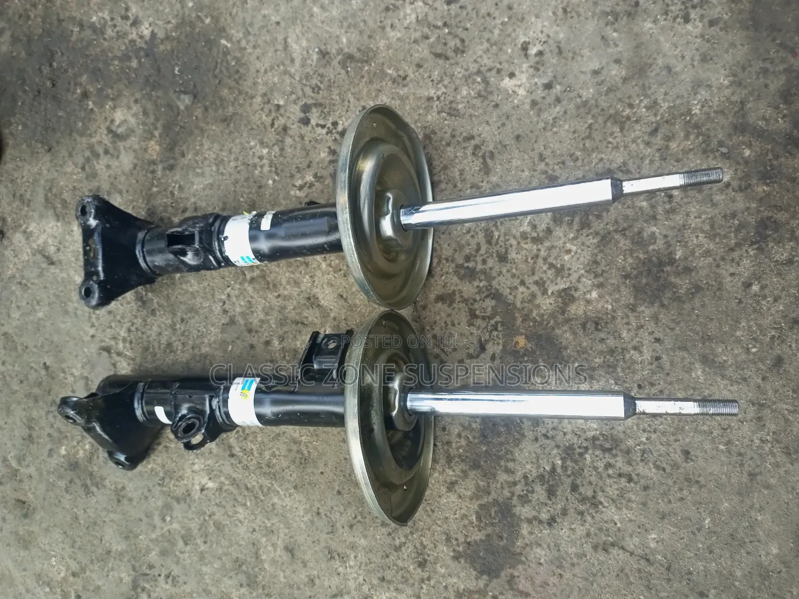 Mercedes C180 Shocks.