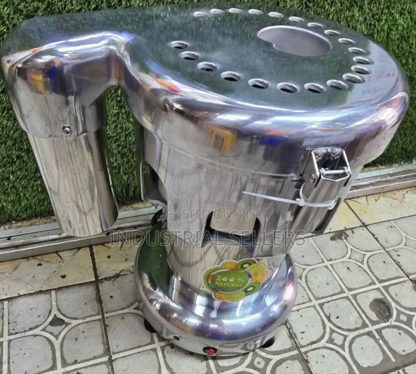 Commercial Juicer Machine Available